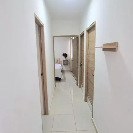 Apartment Acogedor Y Detallado Piso 2